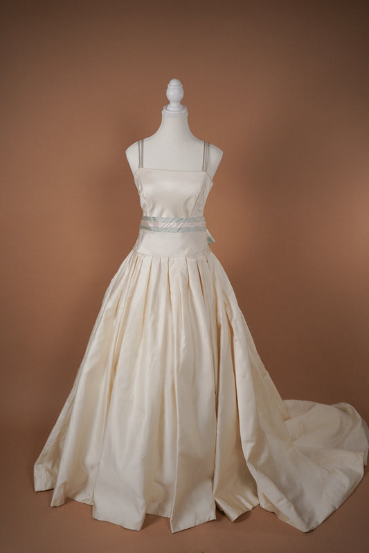90’s Christian Dior Bridal Wedding Dress (S)