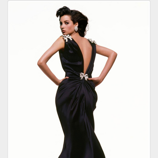 1986 Oscar de la Renta Gown & Brooch