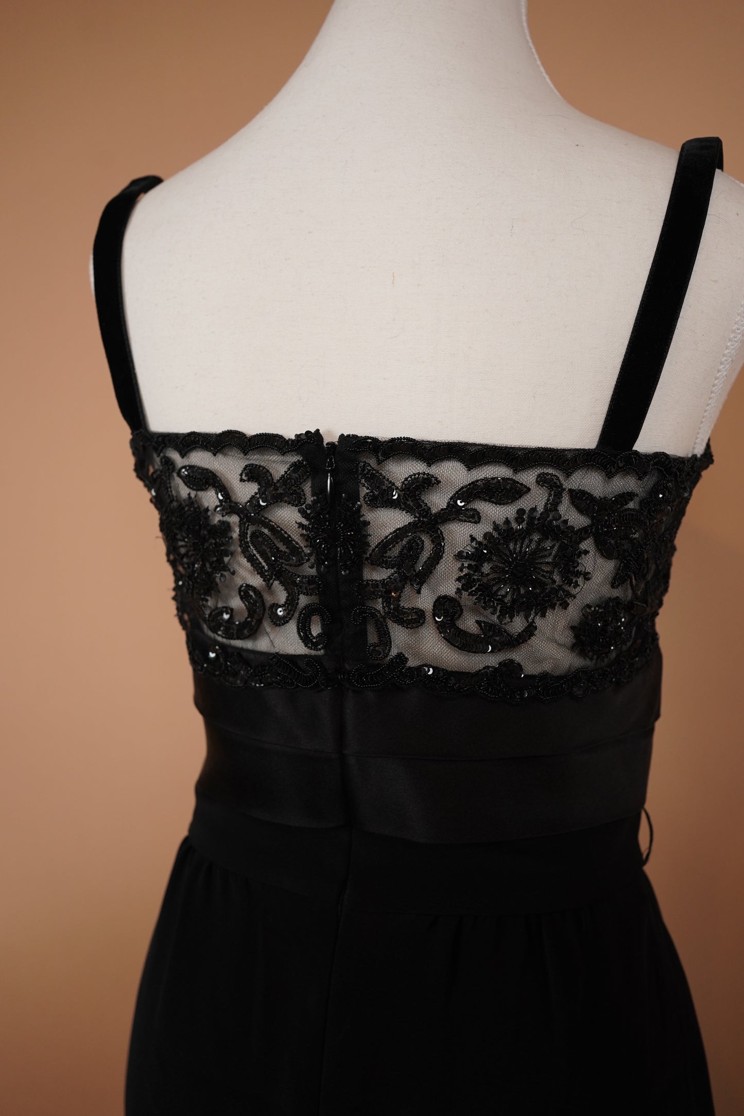 Valentino Beaded Dress Early 00’s (S-M)