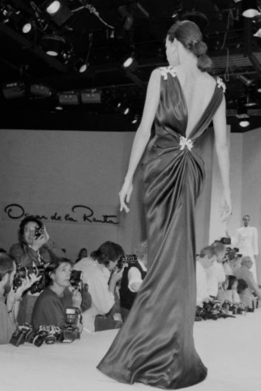1986 Oscar de la Renta Gown & Brooch