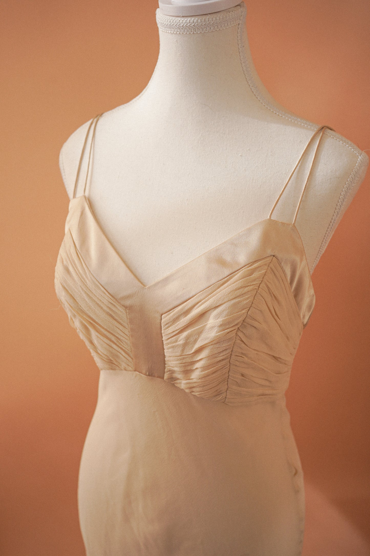 Badgley Mischka Silk Ivory Gown (M)