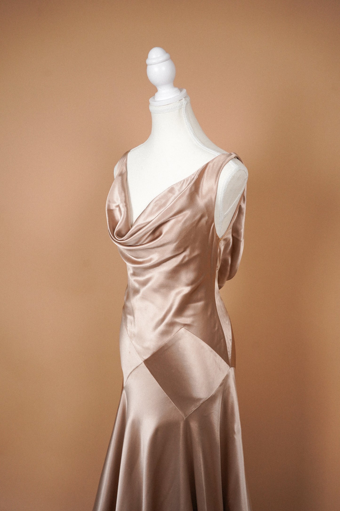 Jenny Packham Silk Dusty Rose Gown (L)