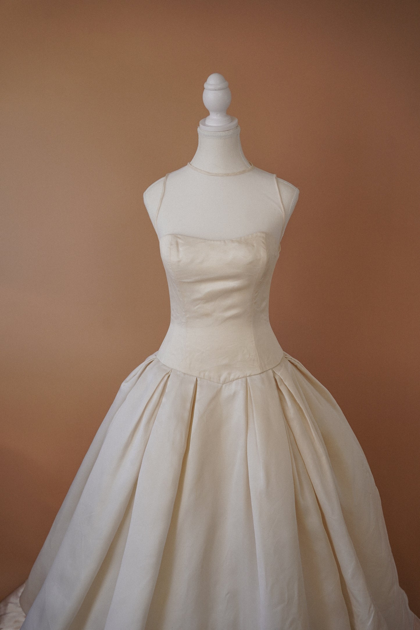 Vintage Custom 90’s Vera Wang - Originals Drawings & Veils