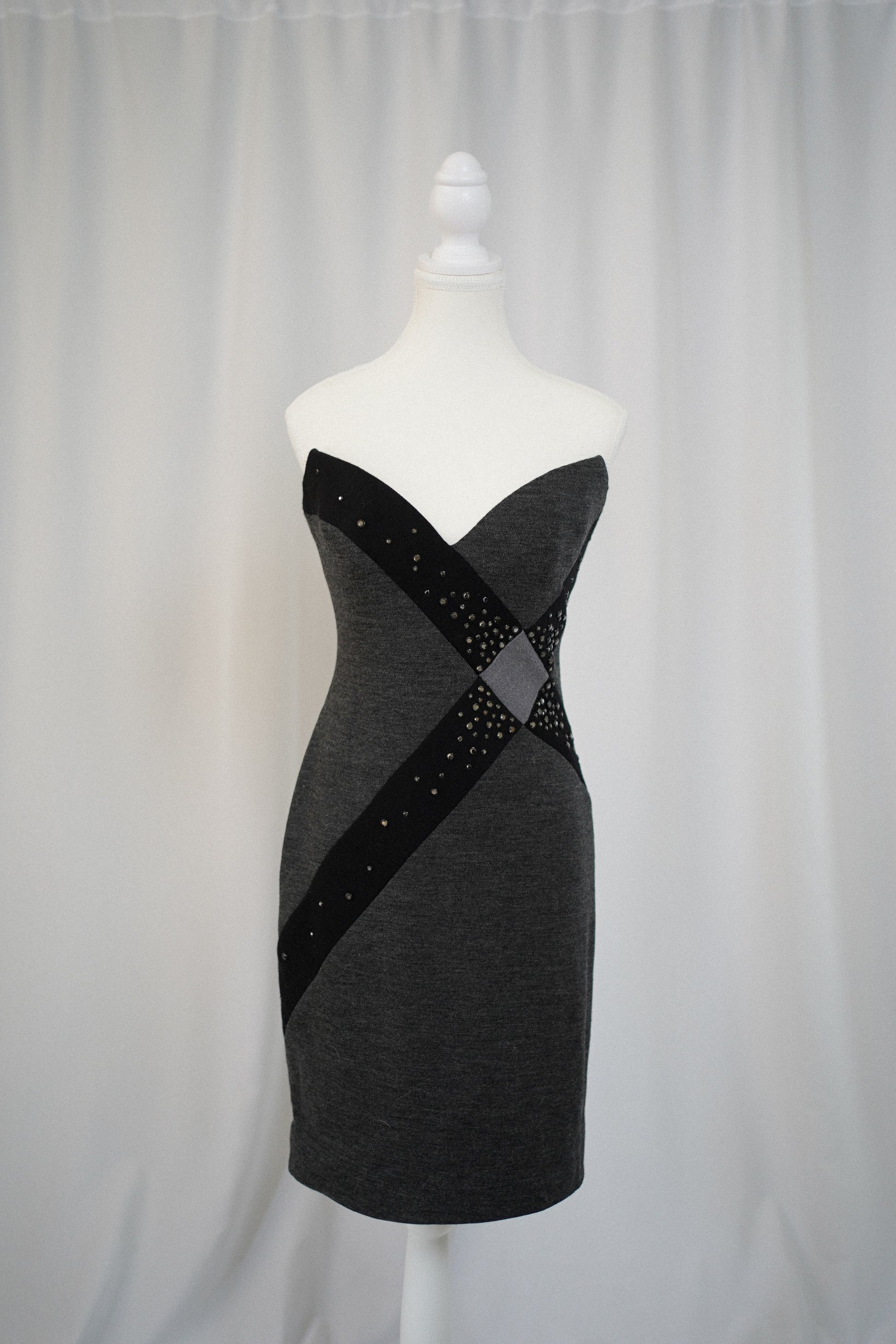 FW 1991 Runway Bob Mackie Dress – Sheer Vintage FW 1991 Runway Bob Mackie Dress – Sheer Vintage