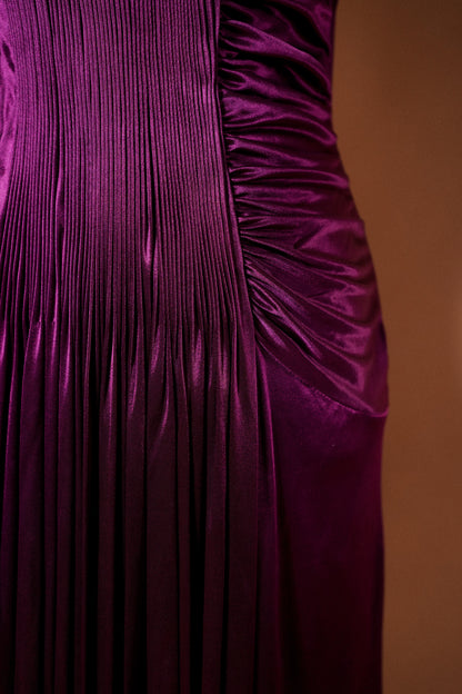 Versace FW 2006 Runway  Plum Pleated Dress