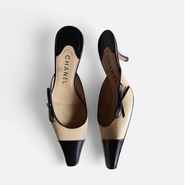 Chanel Two-Tone Bow CC Kitten Heels