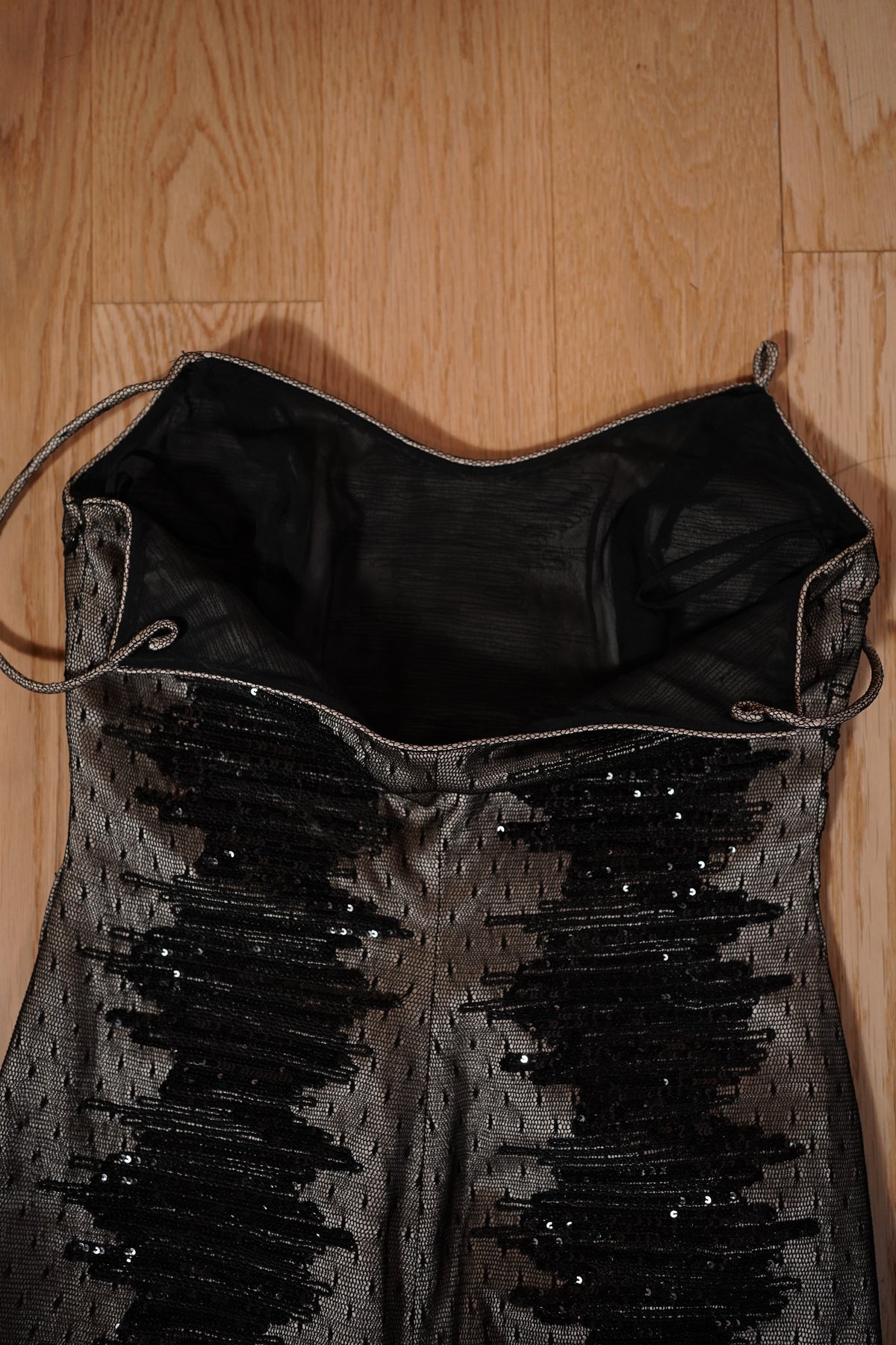 Giorgio Armani FW 1999 Runway Black Sequin Evening Gown — Interior bodice and lining laid flat