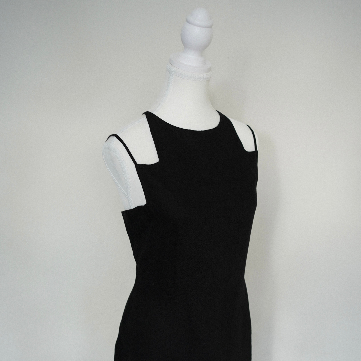 Bill Blass Strappy Dress