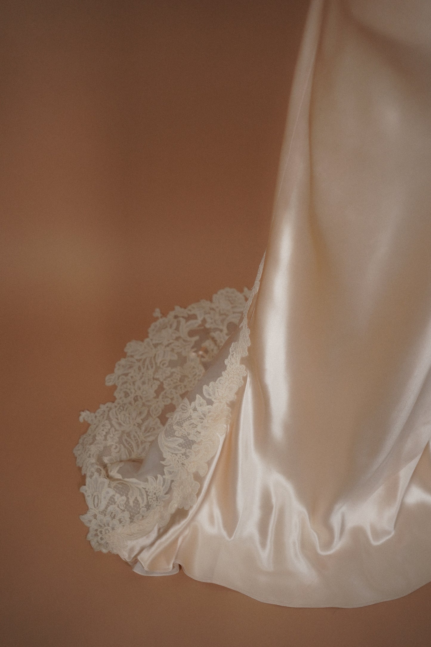 Vintage Vera Wang Strapless Wedding Gown