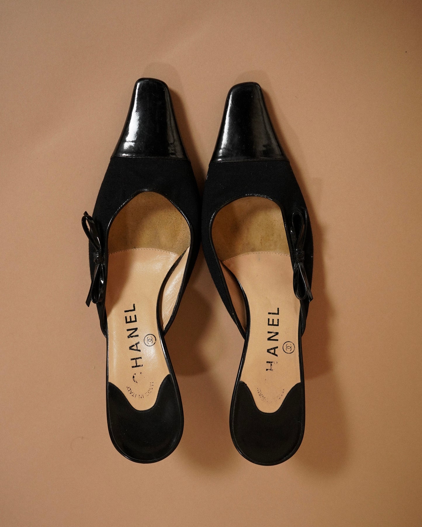 Vintage Black Chanel Kitten Heels