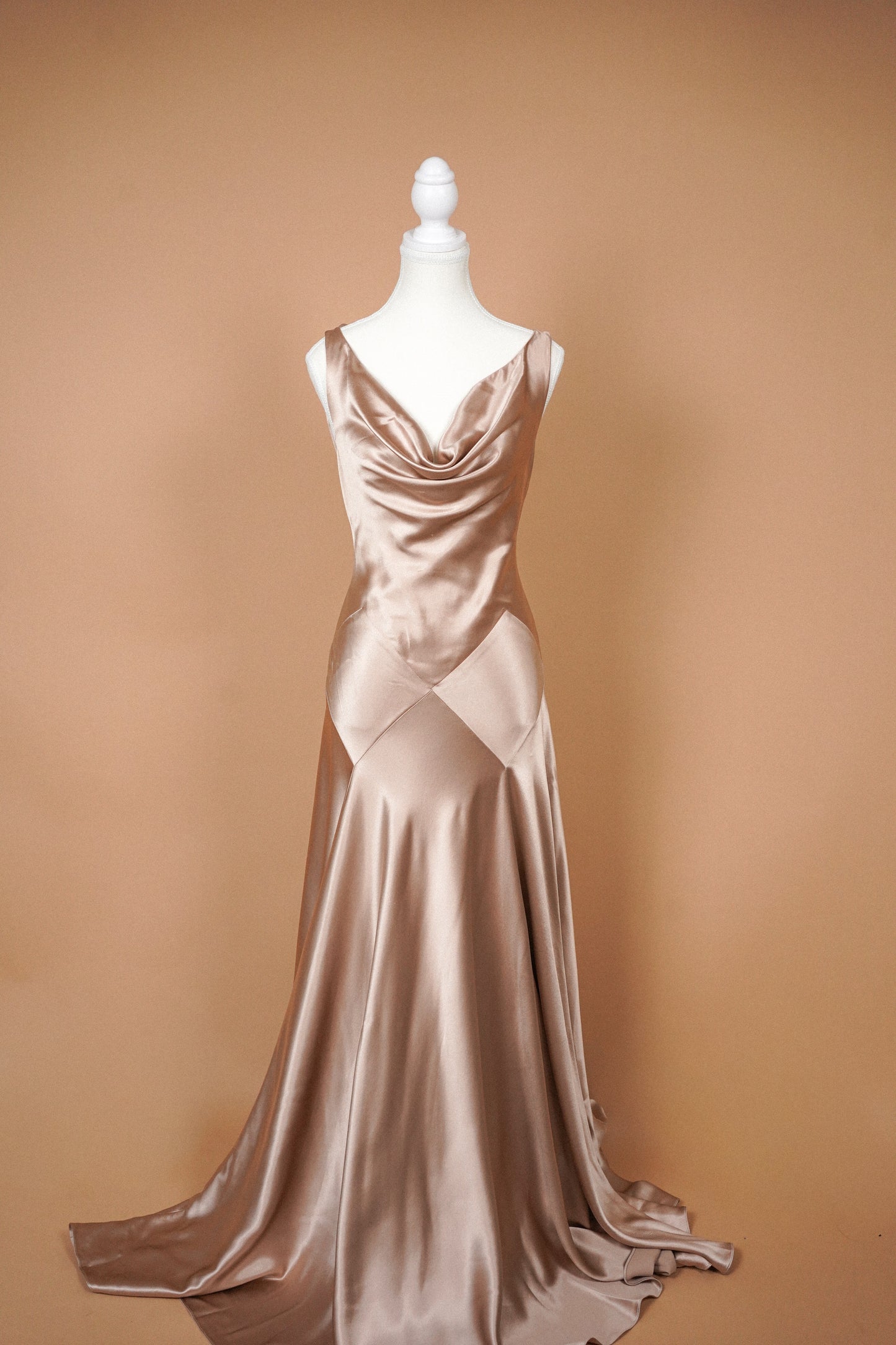 Jenny Packham Silk Dusty Rose Gown (L)