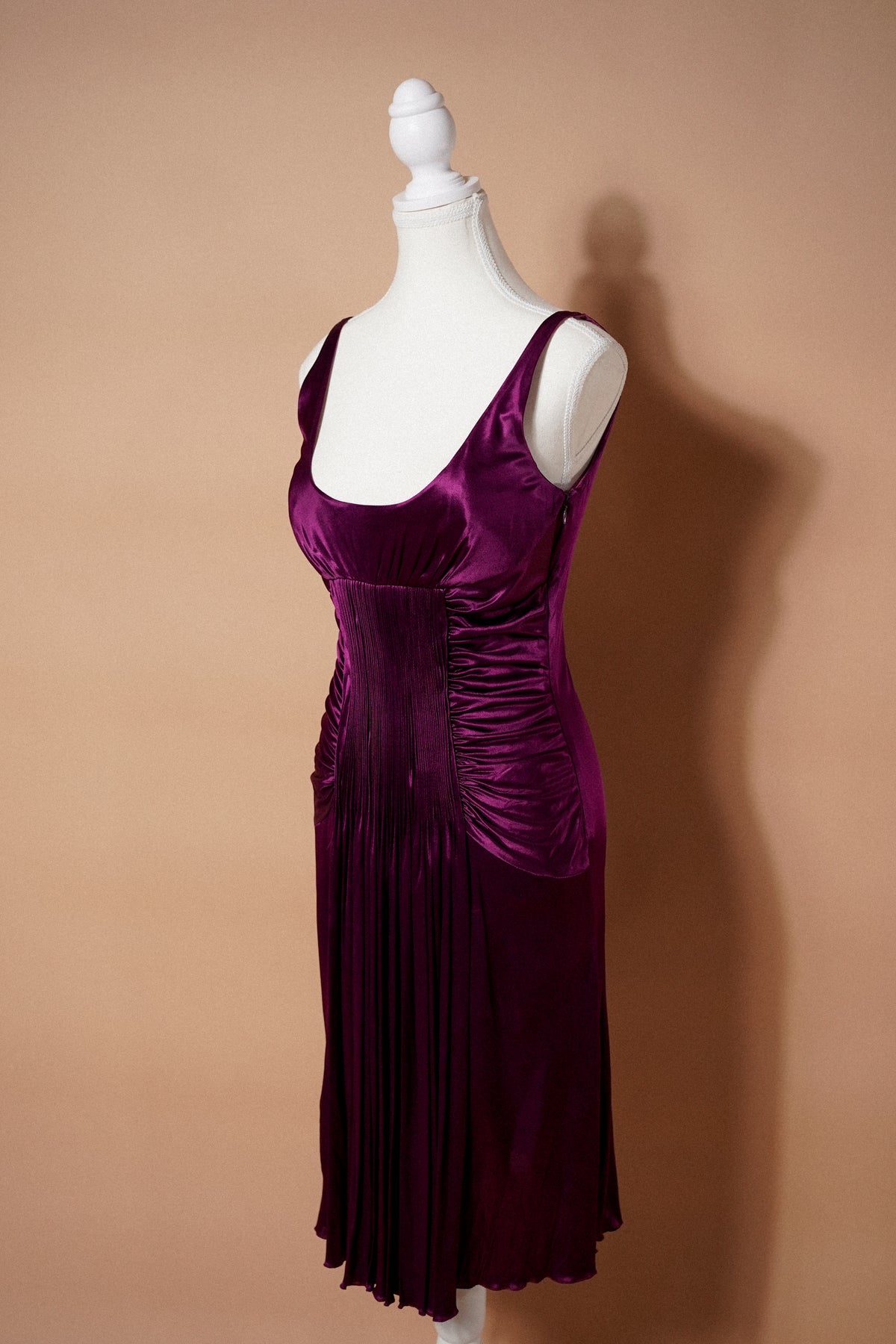 Versace FW 2006 Runway  Plum Pleated Dress