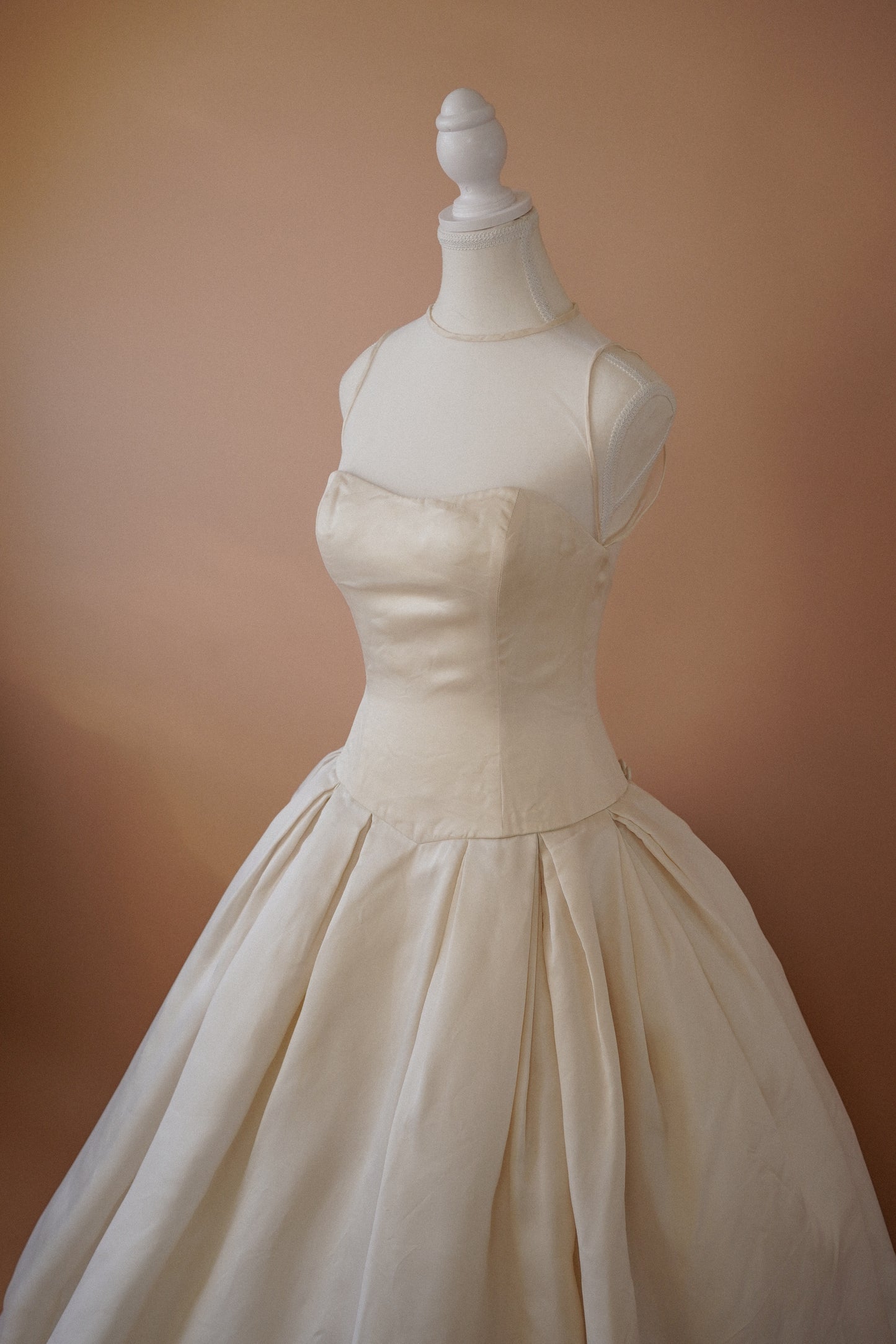 Vintage Custom 90’s Vera Wang - Originals Drawings & Veils