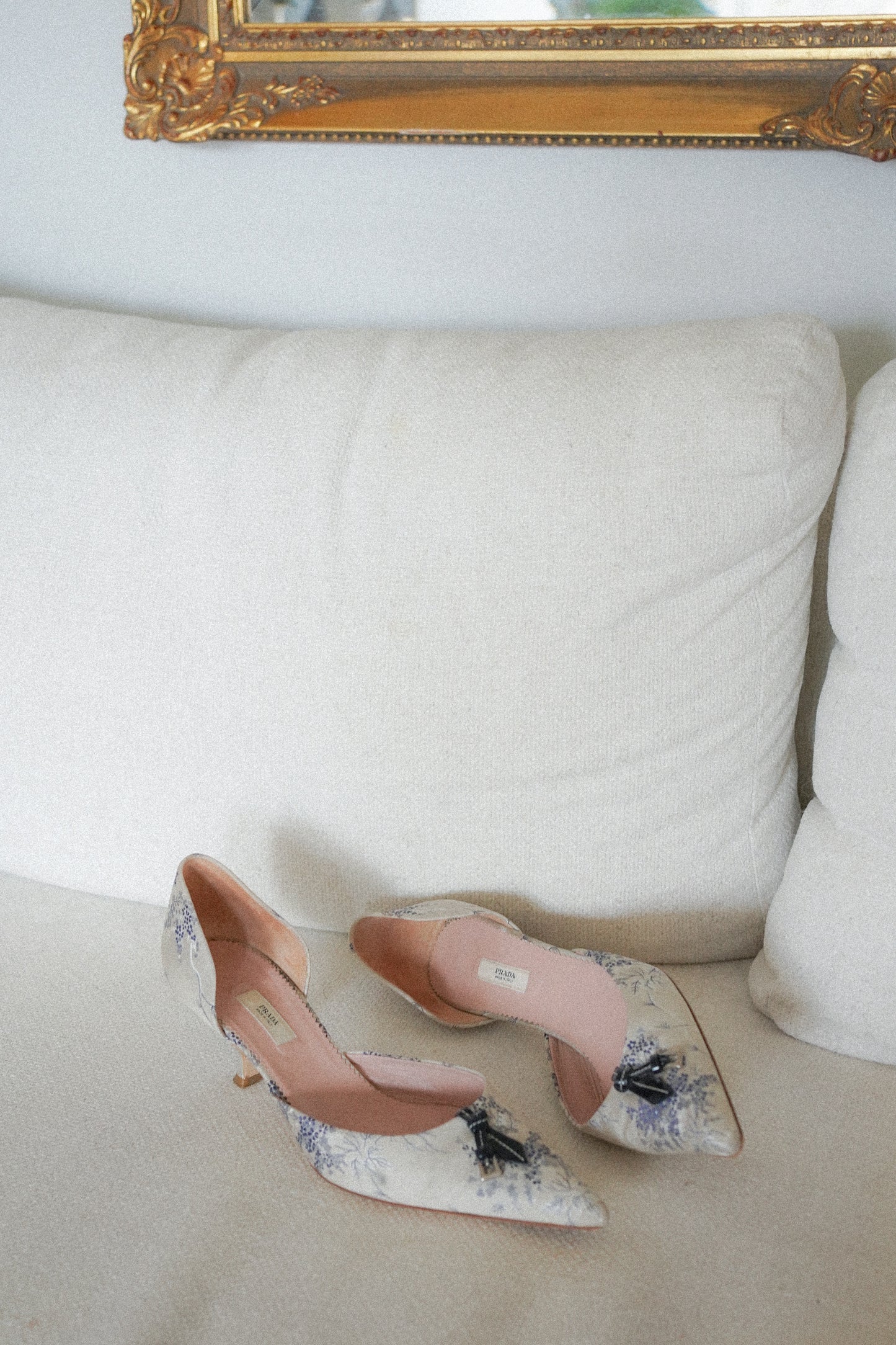 PRADA Floral Silk D’Orsay Kitten Heels (39.5)