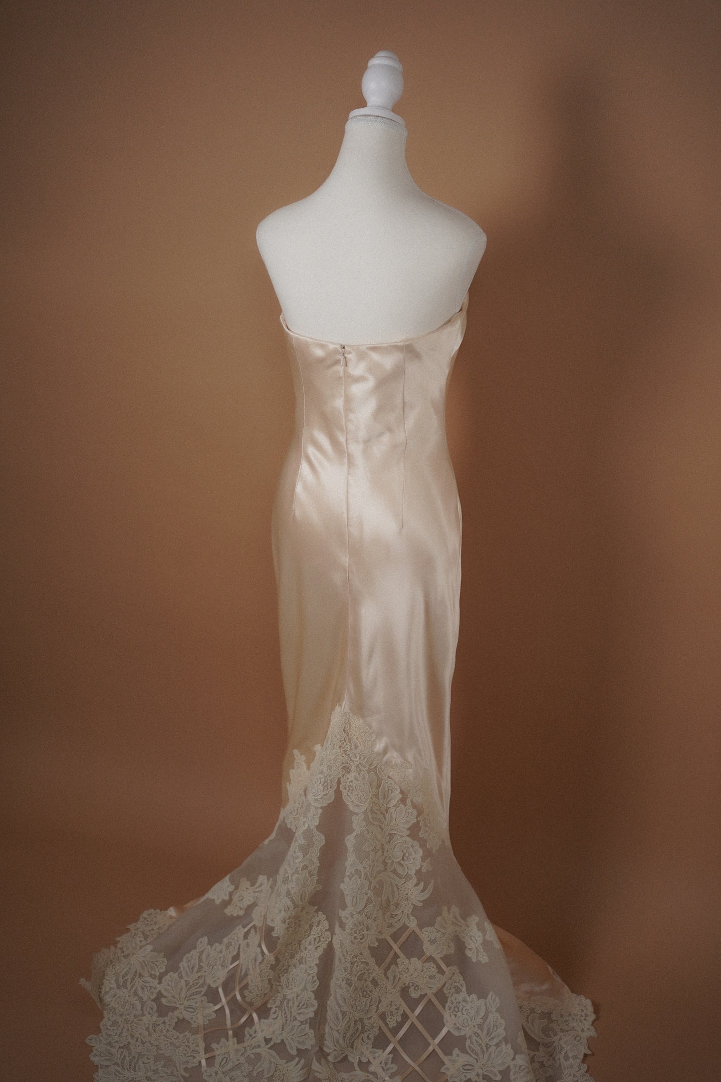 Vintage Vera Wang Strapless Wedding Gown