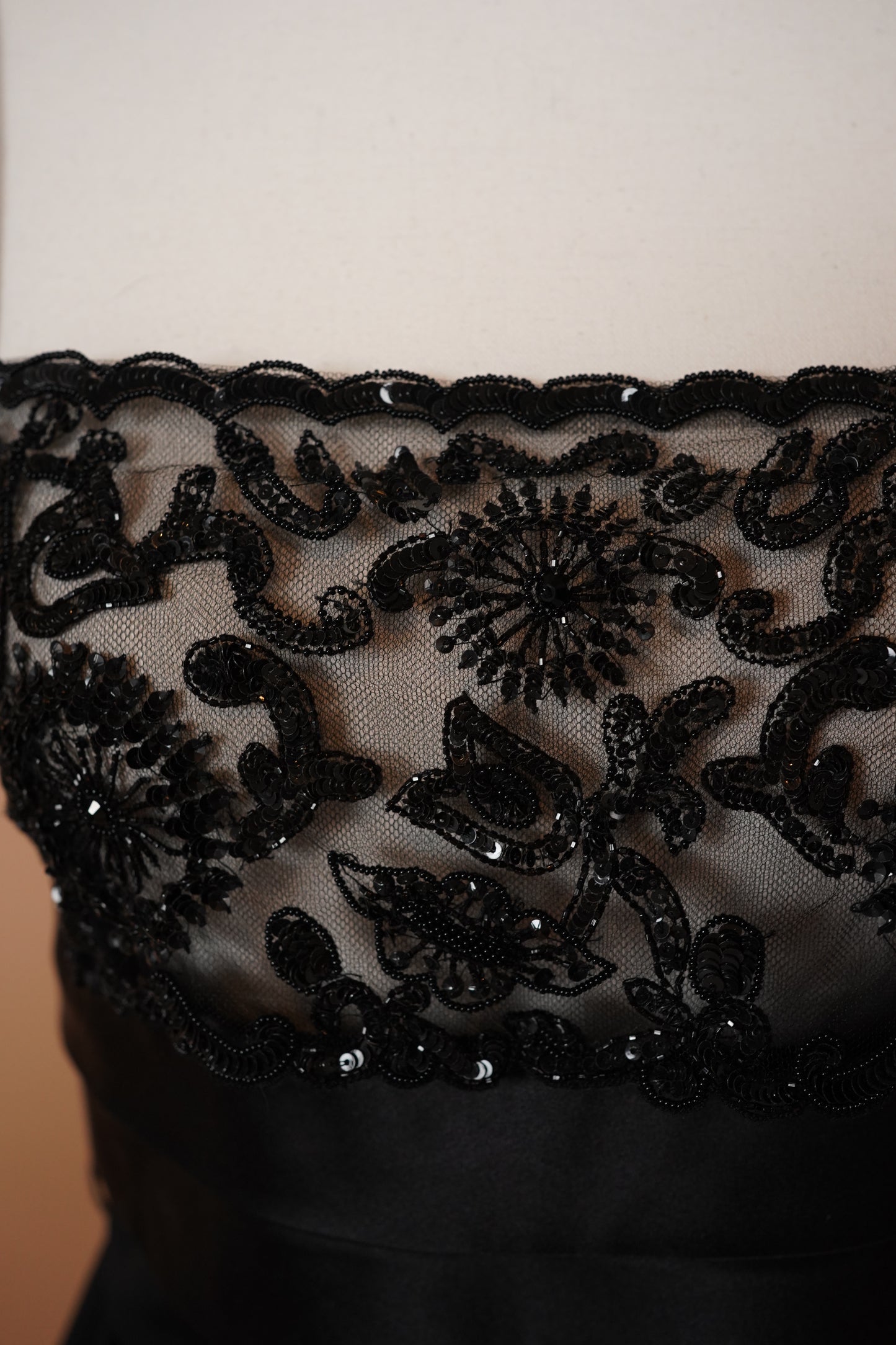 Valentino Beaded Dress Early 00’s (S-M)