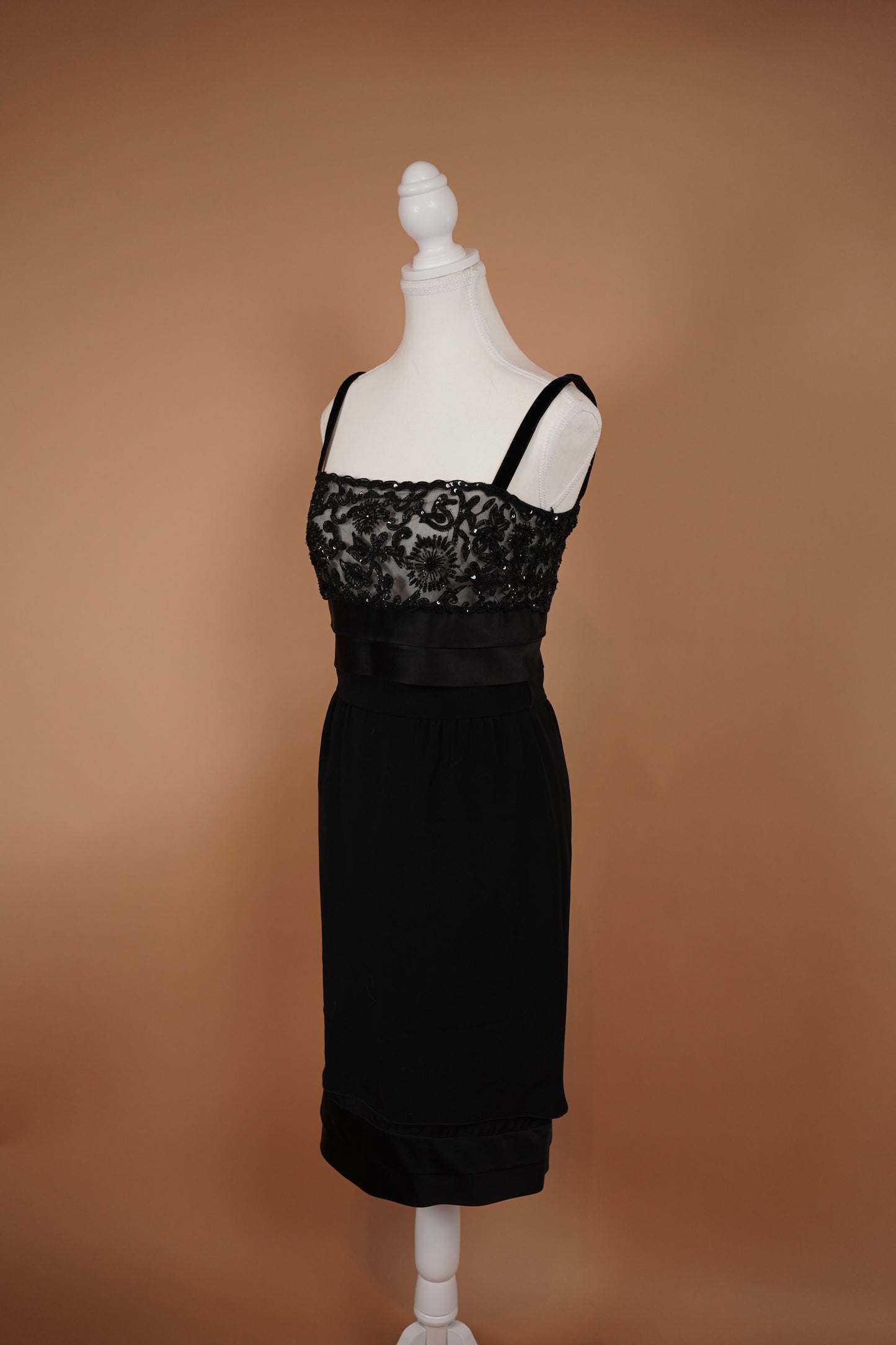 Valentino Beaded Dress Early 00’s (S-M)