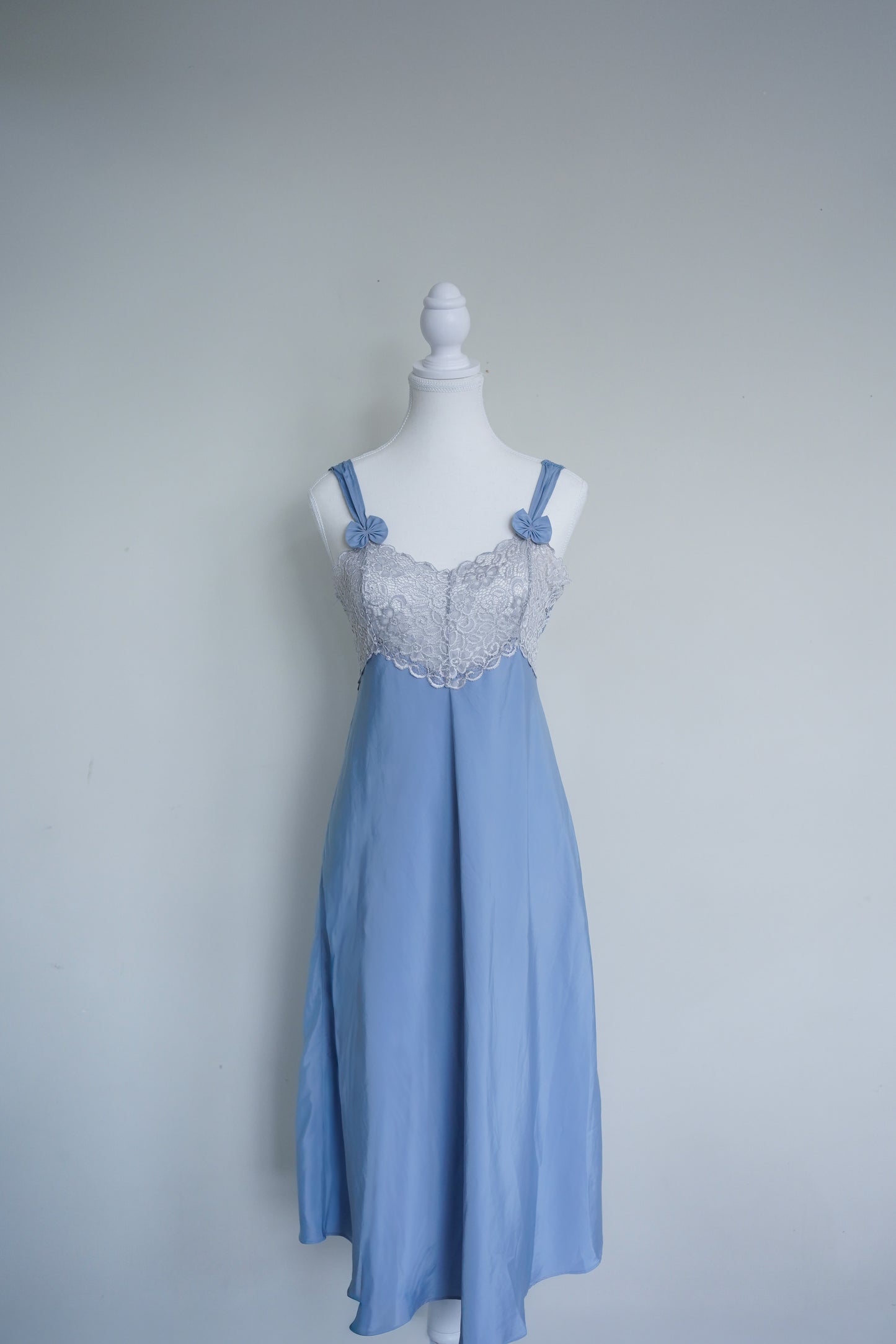 Vintage Slip with Bows