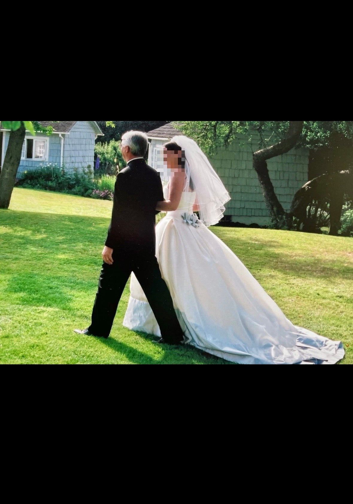 Vintage Vera Wang Wedding Dress - Gold Label Silk w/ Bows